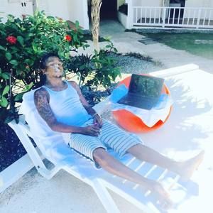 Meet your Posher, Jason